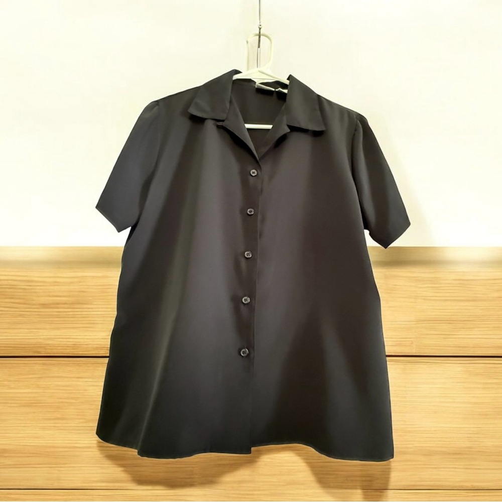 Essentials Petite women's black shirt in polyester, size PL